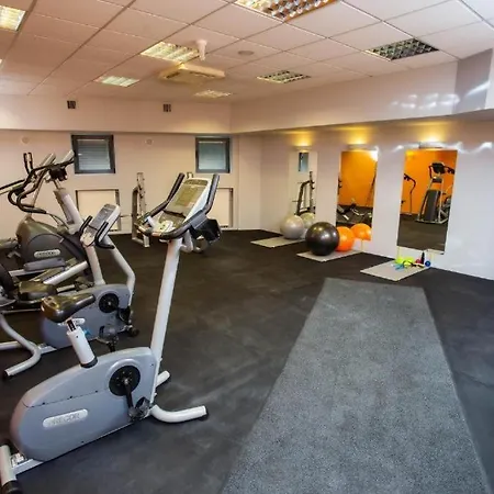 Dla 2 Osob Nad Rzeka セロツク